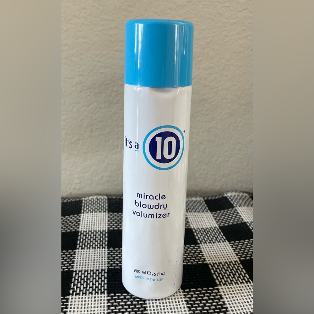 It’s a 10 Miracle blowdry volumizer